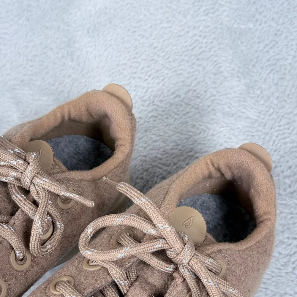 Allbirds Wool Runners Shoes Women 9 Tan Merino Wool Low Top Sneakers Running
